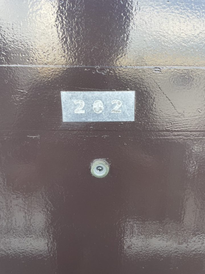 【202号室】
